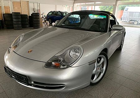 Porsche 996 Carrera 4 Cabriolet