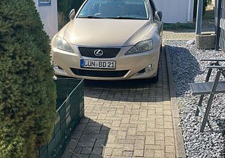 Lexus IS 250 TÜV 3.2027 V 6 2.5 L