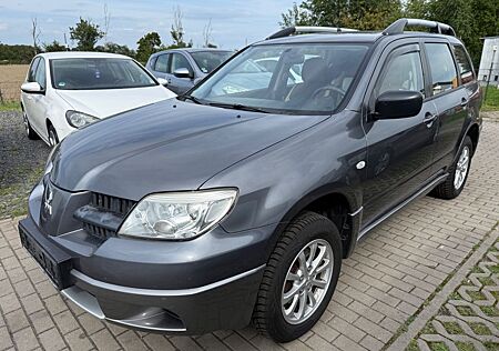 Mitsubishi Outlander 2.0 Benzin Klima TÜV bis April 2026