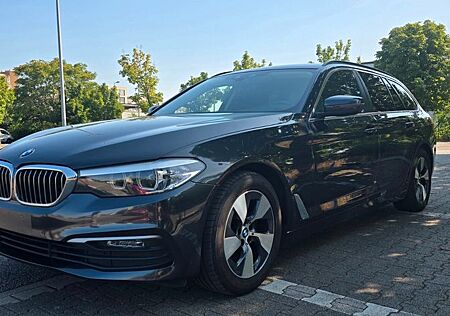 BMW 520d Touring A -