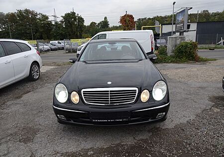 Mercedes-Benz E 320 Avantgarde Aut. Navi Xenon Elk.Schiebedach