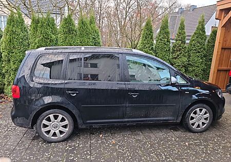 VW Touran Volkswagen 2.0 TDI MATCH BlueMotion Technology M...