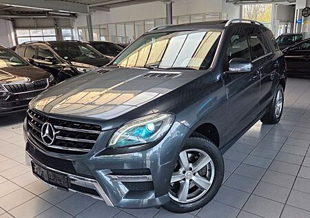 Mercedes-Benz ML 350 ML 350CDI"AMG"AHK+PANO+LEDER+LED+STANDHZ+105TKM!