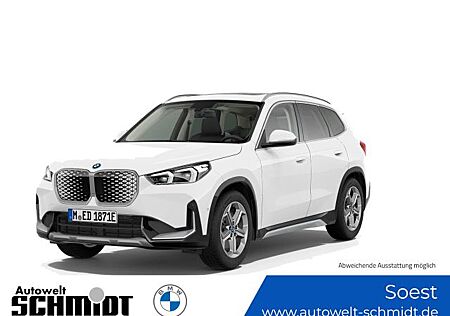 BMW iX1 xDrive30 ELEKTRO xLine UPE 67.080 EUR