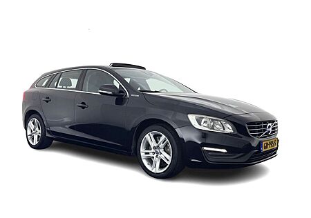 Volvo V60 2.4 D6 AWD Plug-In Hybrid Momentum Aut. *PAN