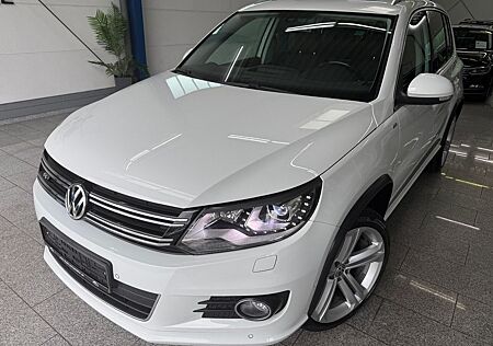 VW Tiguan Volkswagen 2.0 TDI*R-LNE*SPORT*4M*DSG*PANO*RFK*BI-XN