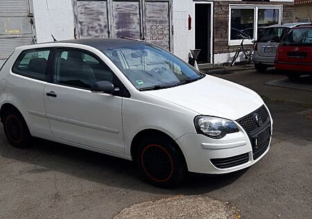 VW Polo Volkswagen 1.2 Trendline-HU neu.