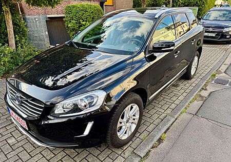 Volvo XC 60 XC60 Aut.Summum AWDLederNaviBlisTopE-KlapeMemory