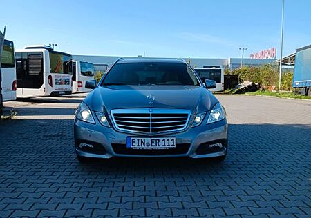 Mercedes-Benz 250 Avangarde. Vollausstatung