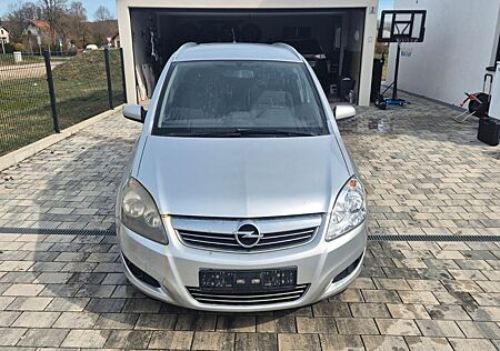 Opel Zafira 1.7 CDTI 92kW -