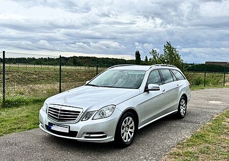 Mercedes-Benz E 250 CDI 4MATIC BlueEFFICIENCY Autom. -