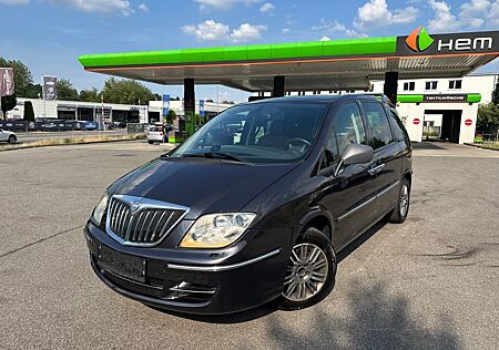 Lancia Phedra 2.2 16V Multijet Platino