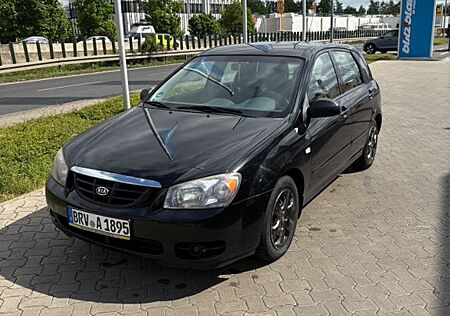 Kia Cerato 1.5 CRDi LX Steilheck LX