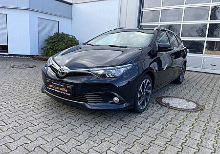 Toyota Auris Touring Sports Design Edition