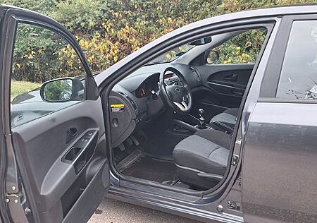 Kia Cee'd / Ceed 1.4 CVVT Edition 7 Edition 7