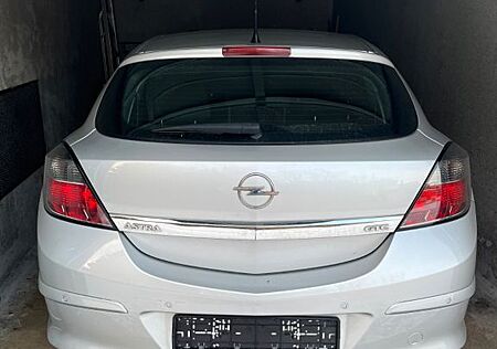 Opel Astra GTC 1.6 Twinport Edition 77kW Edition