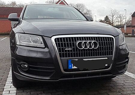 Audi Q5 2.0 TFSI S tronic quattro -