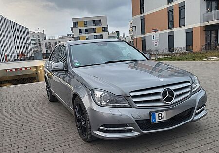 Mercedes-Benz C 180 CGI BlueEFFICIENCY AVANTG. Autom. AVAN...