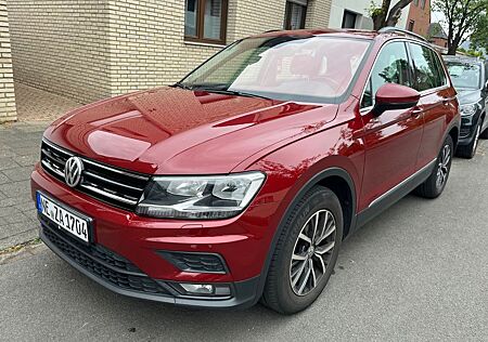 VW Tiguan Volkswagen 2.0 TDI SCR Comfortline Comfortline