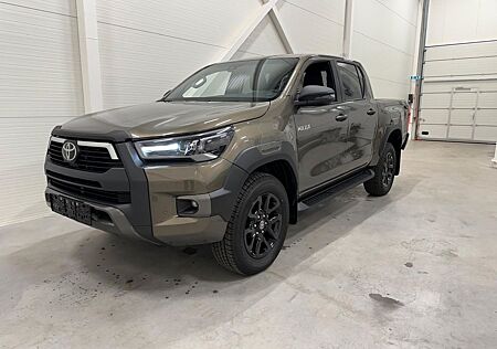 Toyota Hilux Double Cab Invincible 4x4