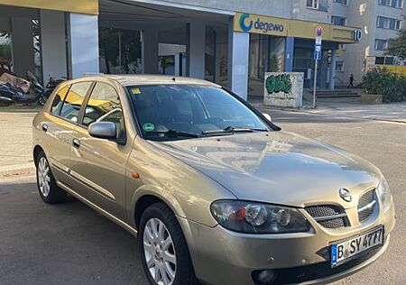 Nissan Almera 1.8 acenta acenta