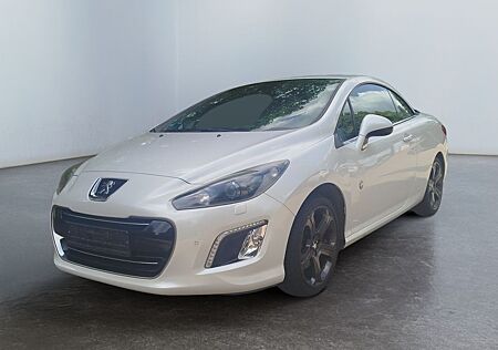 Peugeot 308 CC Cabrio-Coupe Roland Garros