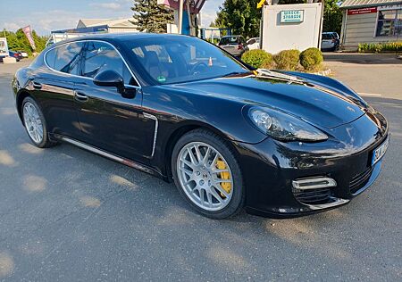 Porsche Panamera Turbo
