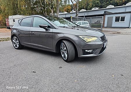 Seat Leon gebraucht kaufen Seat Leon 2.0 TDI 135kW Start&Stop FR FR