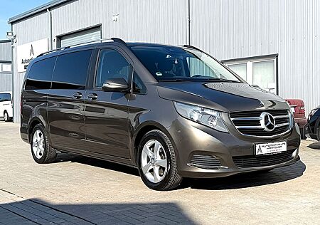 Mercedes-Benz V 220 D LANG/KAMERA/6SITZER/2XSCHIEBETÜR/AHK/NAV