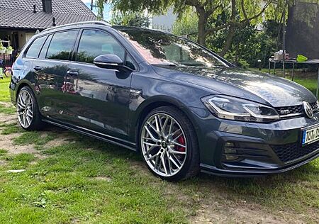 VW Golf Volkswagen 2.0 TDI BMT DSG GTD Variant GTD