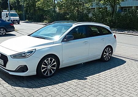 Hyundai i30 Kombi 1.4 T-GDI YES!+