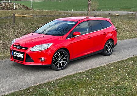 Ford Focus 1,6 EcoBoost 110kW Vollausstattung