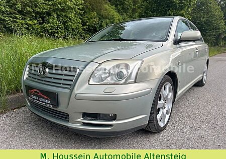 Toyota Avensis 2.0 Executive Liftback Klima Scheckheft