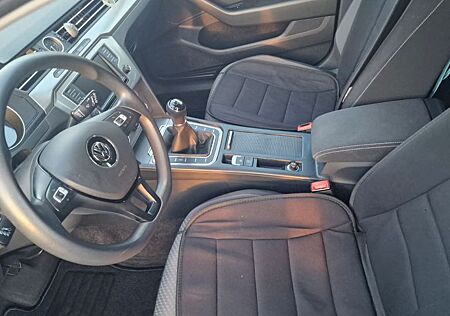 VW Passat Variant Volkswagen 1.4 TSI BMT Comfortline Varia...