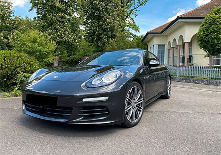 Porsche Panamera 3.0 Diesel