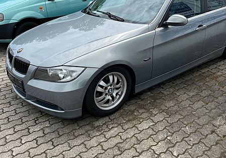 BMW 325i