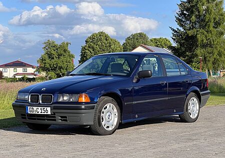 BMW 320iA E36 Automatik,6-Zylinder, 5-Türe, TÜV