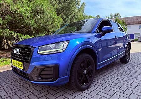 Audi Q2 35 TFSI Sport NAV,LED,LEDER,MMI,ALU