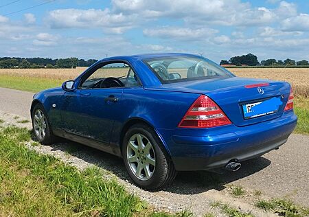 Mercedes-Benz SLK 200 -