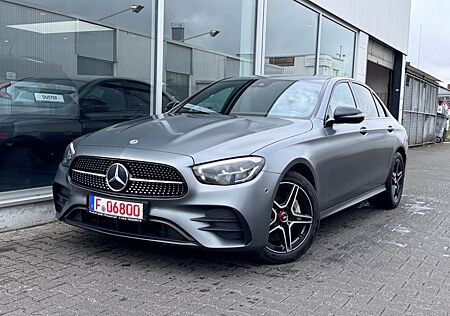 Mercedes-Benz E 300 de Lim. AMG/Leder/LED/Kamera/Magno