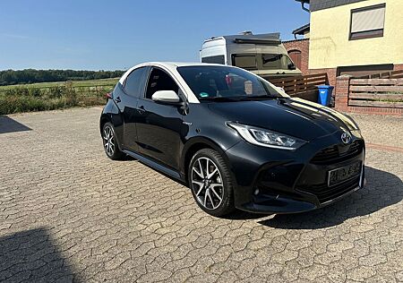 Toyota Yaris 1,5-l-VVT-i Hybrid CVT Style Selection...