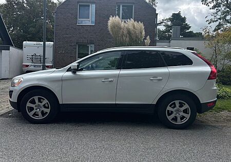 Volvo XC 60 XC60 D5 AWD Summum