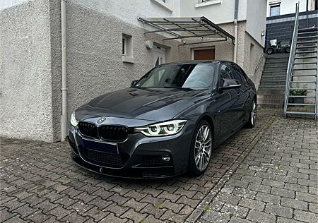 BMW 335d F30 Facelift, Sehr Gut Ausgestattet AHK,etc