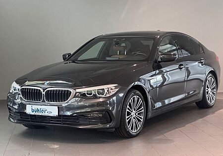 BMW 530 Baureihe 5 Lim. e Sport Line *NEUE BATTERIE*