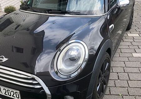 Mini Cooper D Cooper in Iced Chocolate Metallic