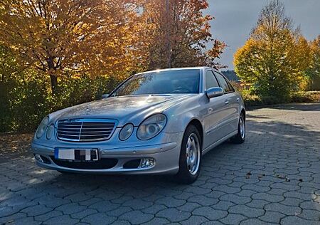 Mercedes-Benz E 200 gebraucht kaufen Mercedes-Benz E 200 CDI CLASSIC
