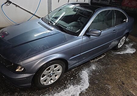 BMW 320Ci -