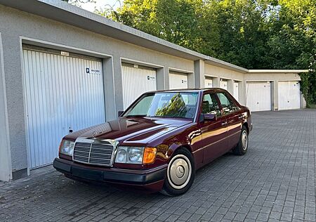 Mercedes-Benz 230 230E H ZULASSUNG KLIMAANLAGE AUTOGAS SCHIEBEDACH