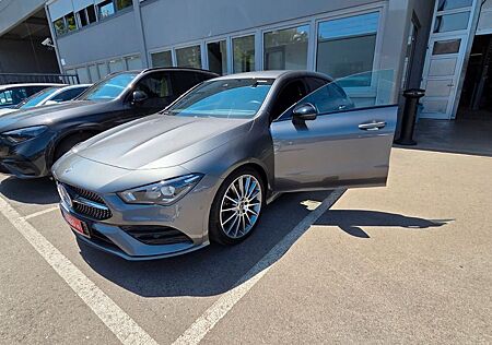 Mercedes-Benz CLA 200 Shooting Brake AMG Line
