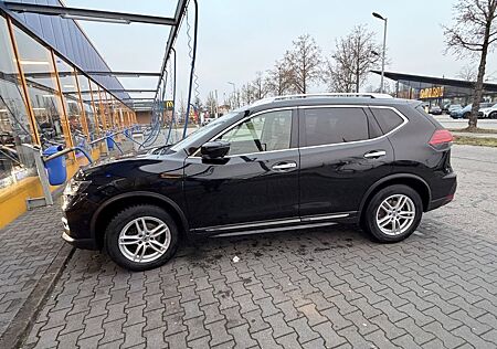 Nissan X-Trail TEKNA 1.6 DIG-T TEKNA
